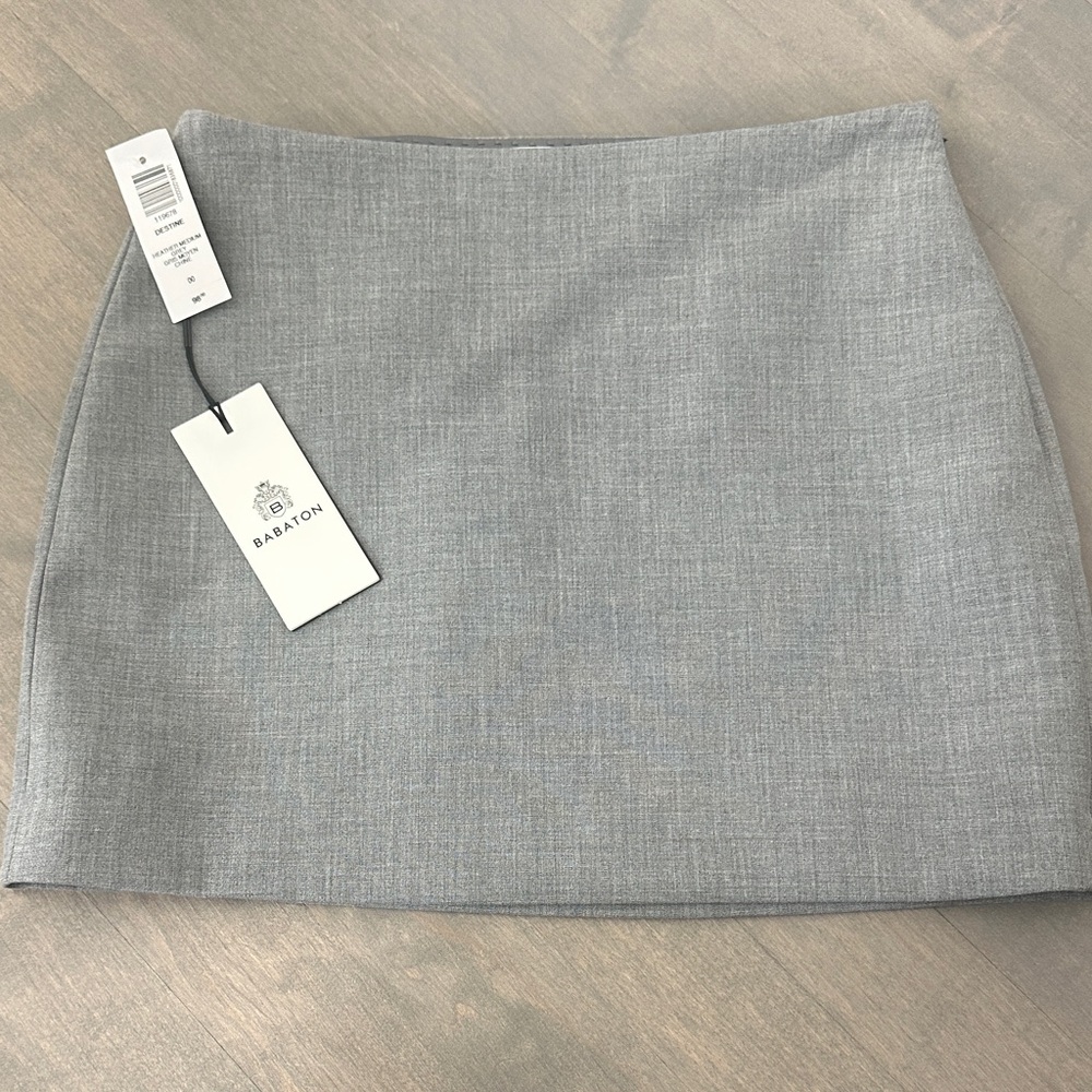 Aritzia Babaton Heather Gray Destine Skirt NWT! Size 00